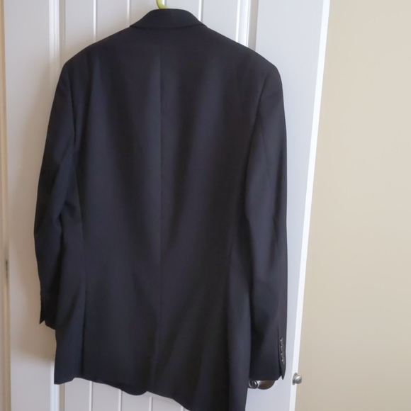 CHAPS Men's Two-Button Blazer Jacket - Picture 2 of 4